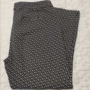 Boden Pants with Pockets and Side Slits